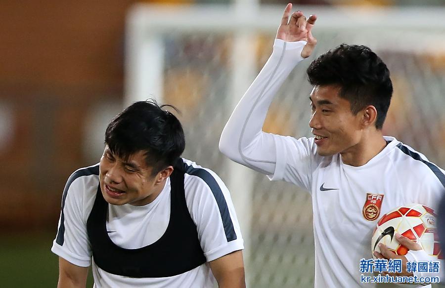 （体育）（12）足球——亚洲杯：中国队备战首场比赛