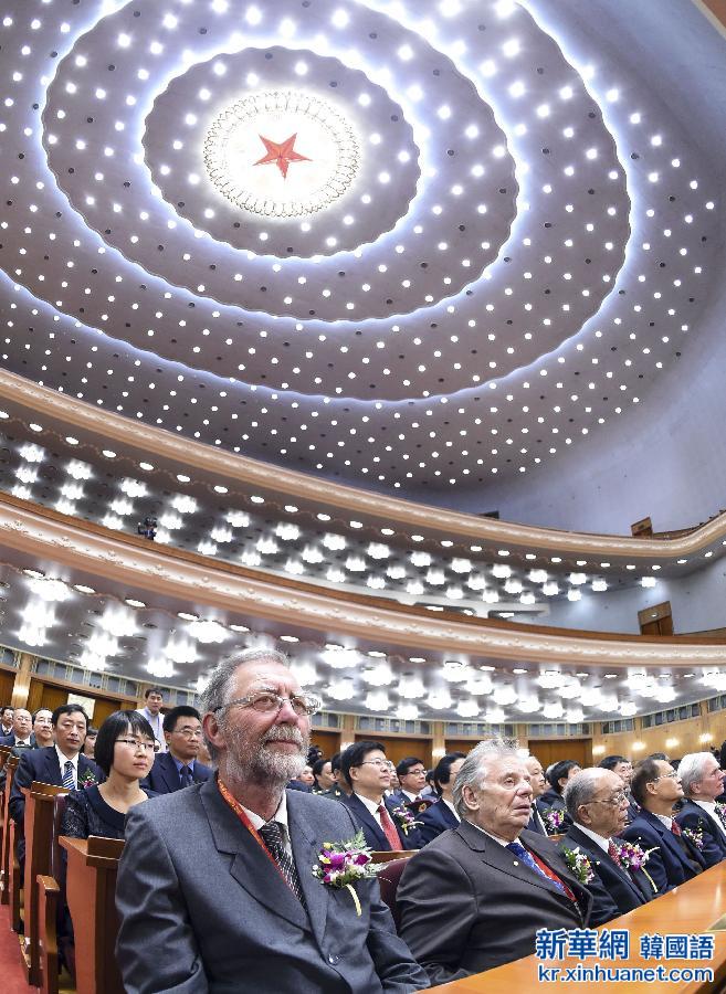 （时政）（4）国家科学技术奖励大会在京举行