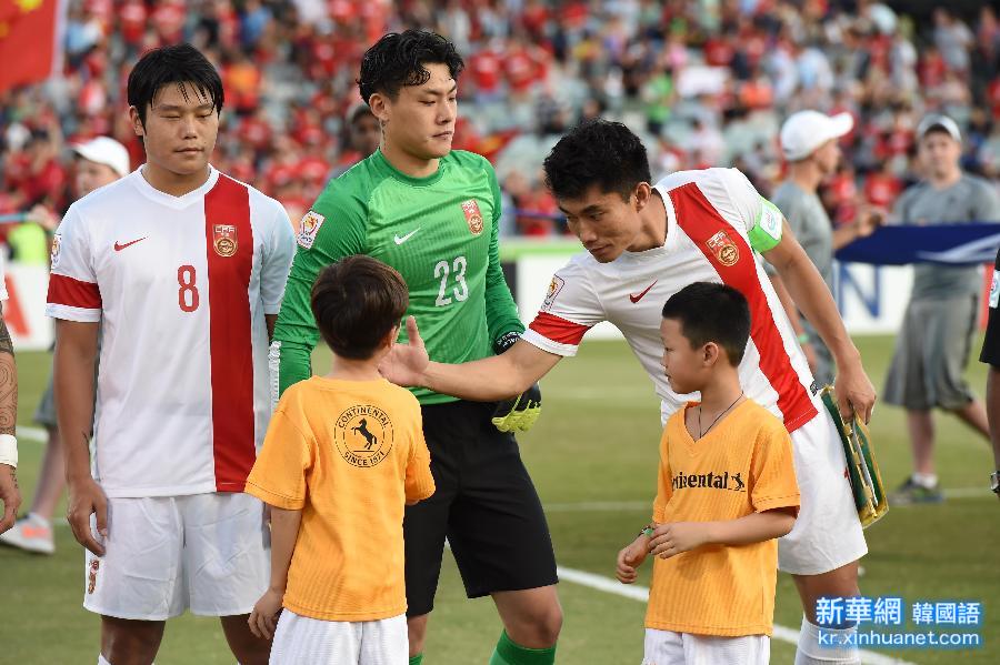 （亚洲杯）（5）足球——小组赛：中国队对阵朝鲜队