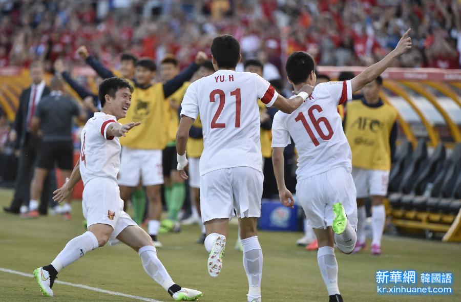 （亚洲杯）（15）足球——小组赛：中国队对阵朝鲜队