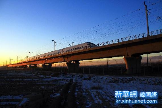 #（社会）（1）中国高铁运营里程达到1.6万公里 位居世界第一