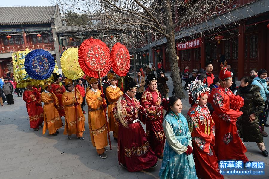 #（社会）（1）北京庙会喜气洋洋
