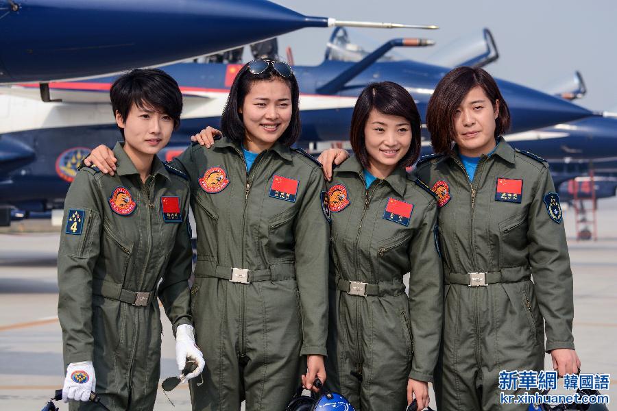 （军事）（1）中国首批歼击机女飞行员将驾歼-10海外首秀