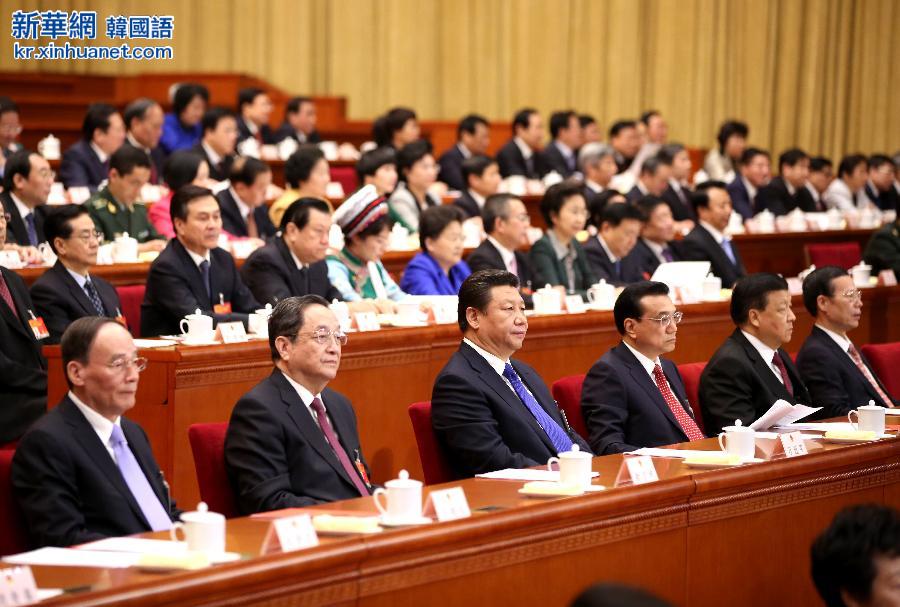 （两会·XHDW）十二届全国人大三次会议在京闭幕