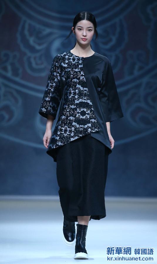 （文化）（3）中国时装设计创意大奖发布会在京举行