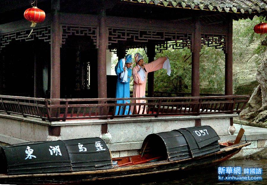 （XHDW）（11）古戏台——中国戏曲艺术的历史剪影