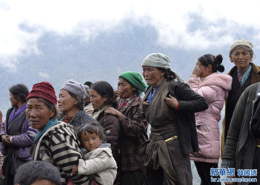 （西藏抗震救灾·新华直击）（2）吉隆县萨勒乡灾区见闻