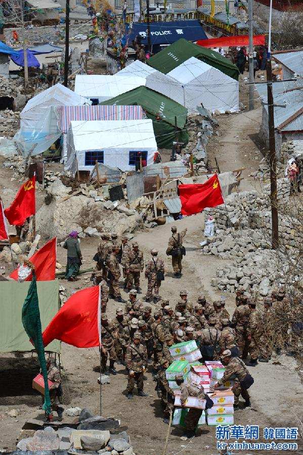 （西藏抗震救灾）（1）西藏军区部队全面深入展开抗震救灾活动