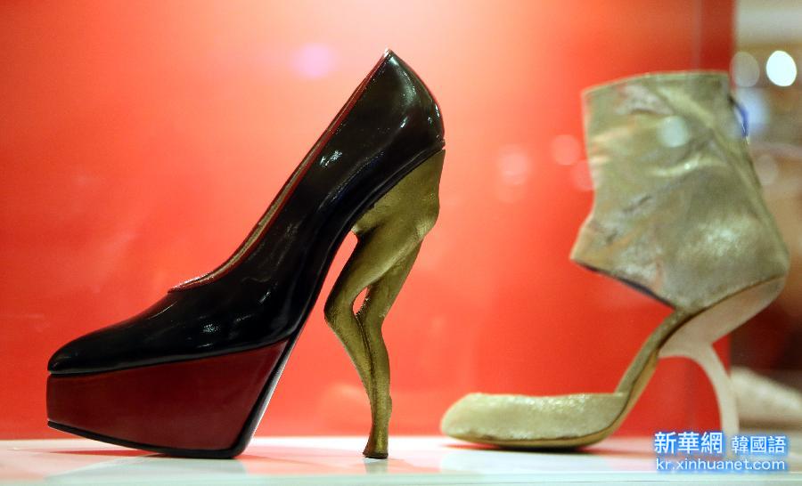 （锐视角）（1）“法式鞋艺风靡500年”展登陆香港