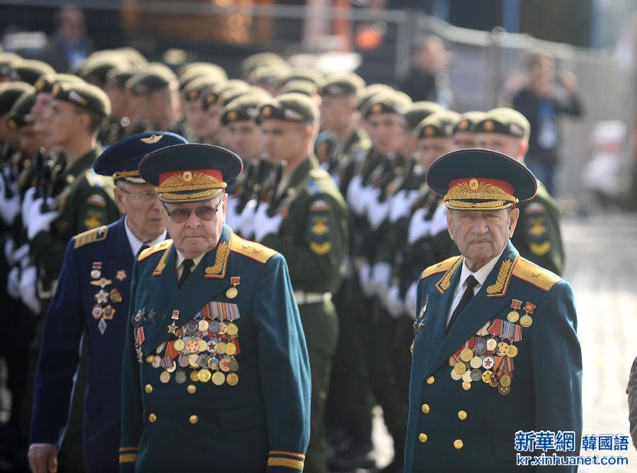 （XHDW）（4）俄罗斯纪念卫国战争胜利70周年阅兵式即将开始