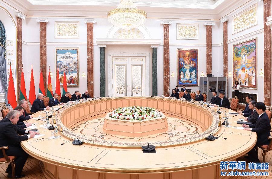 （XHDW）习近平同白俄罗斯总统卢卡申科举行会谈