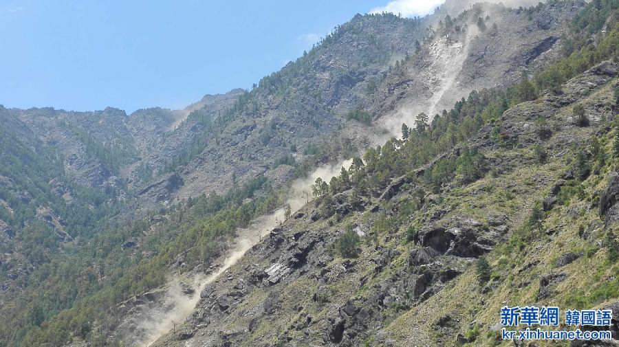 （西藏抗震救灾）（3）尼泊尔发生强烈余震　西藏边境受灾地区震感强烈