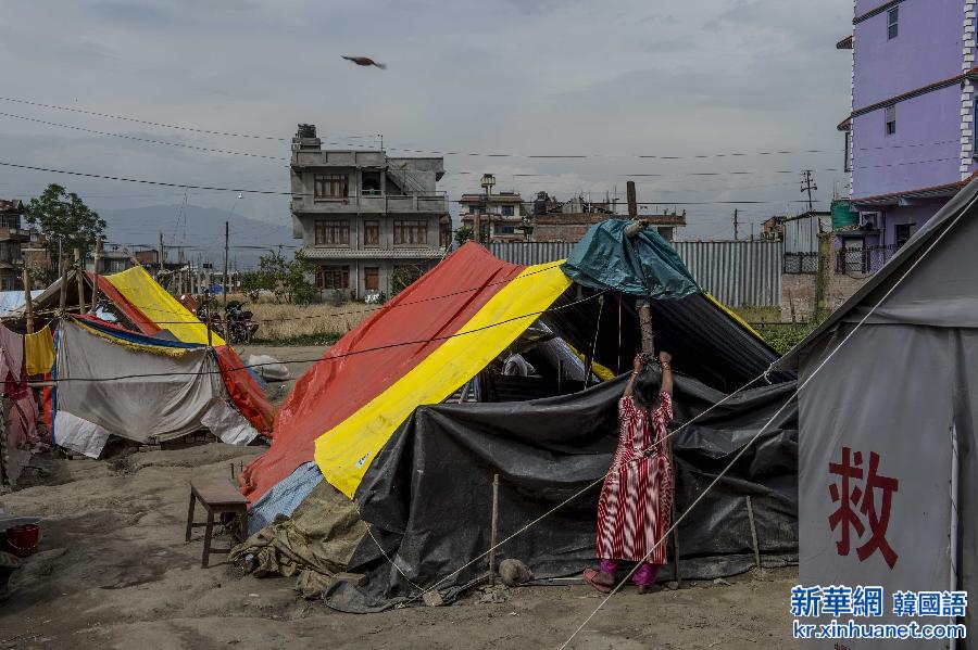 （国际）（3）尼泊尔最新强震已致死117人