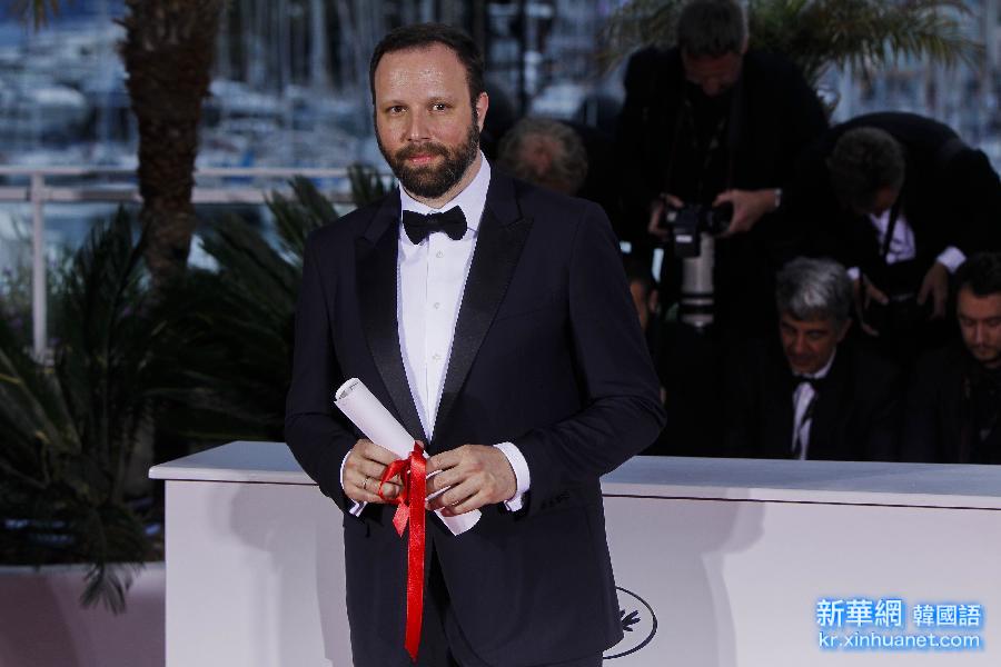 （国际）约戈斯·兰西莫斯夺得戛纳电影节评审团奖