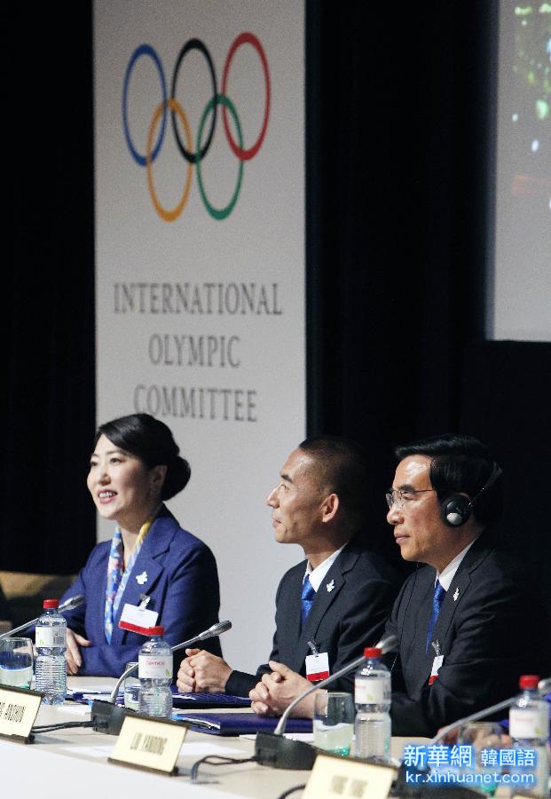 （冬奥会）（3）北京2022申冬奥代表团与国际奥委会委员举行陈述交流会