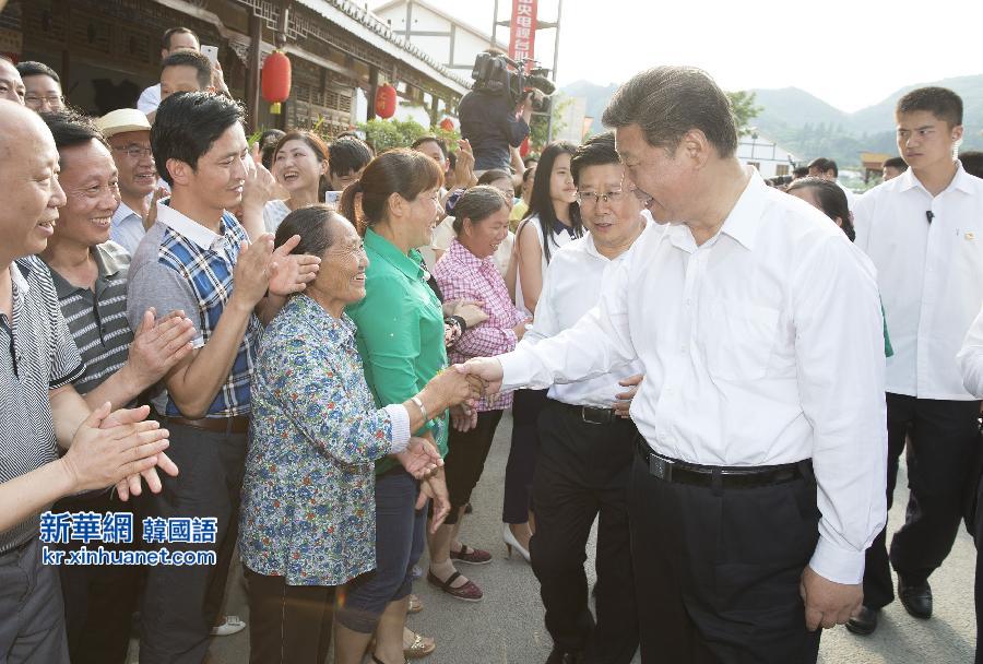 （时政）（12）习近平在贵州调研