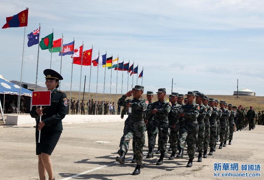 （国际）（1）蒙古国举行“可汗探索－2015”维和军演