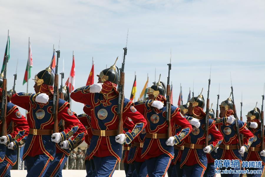 （XHDW）（1）蒙古国举行“可汗探索－2015”维和军演