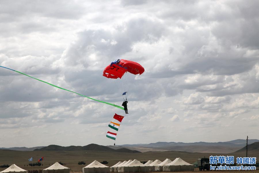 （XHDW）（3）蒙古国举行“可汗探索－2015”维和军演