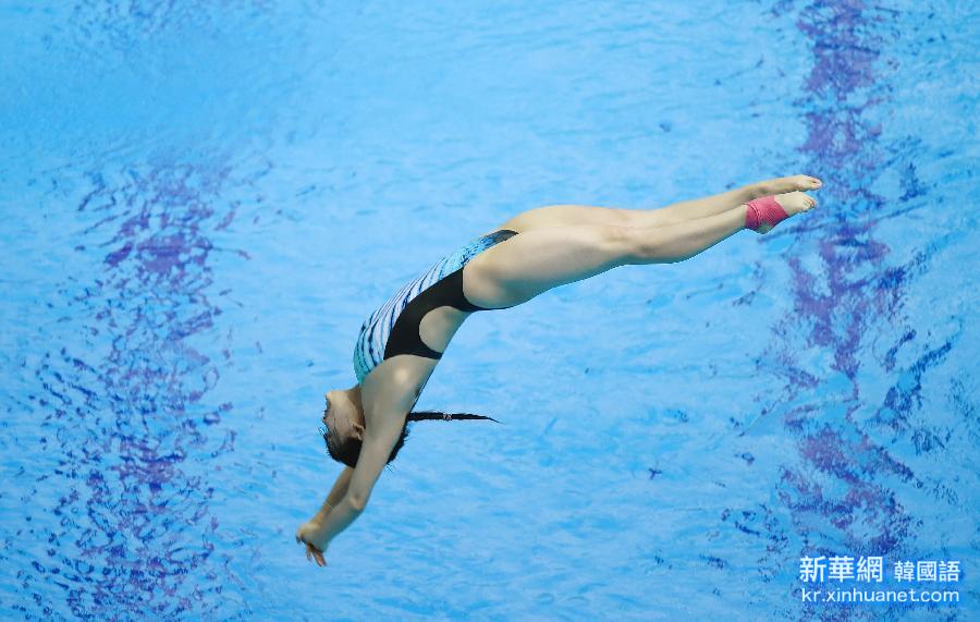 （大运会）（9）跳水——女子三米板：中国选手摘金夺银