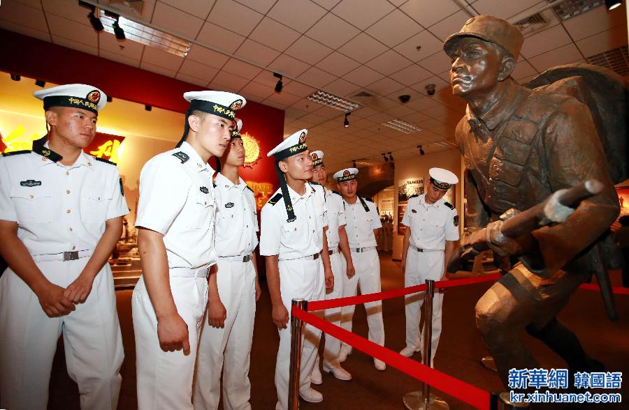 （军事）（2）《中流砥柱——中国共产党及其领导的人民军队抗日战争主题展》在京开展