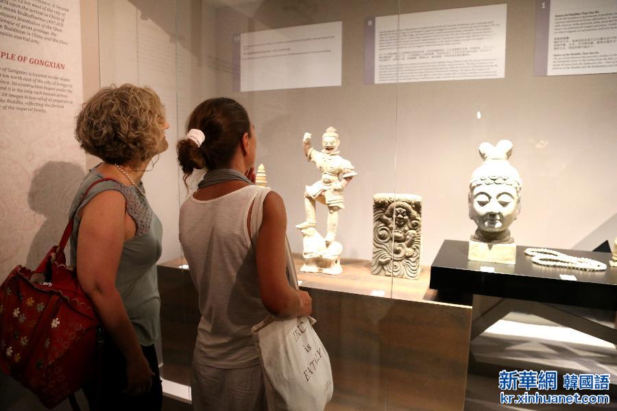 （XHDW）（3）汉唐中原文物展吸引意大利民众关注 