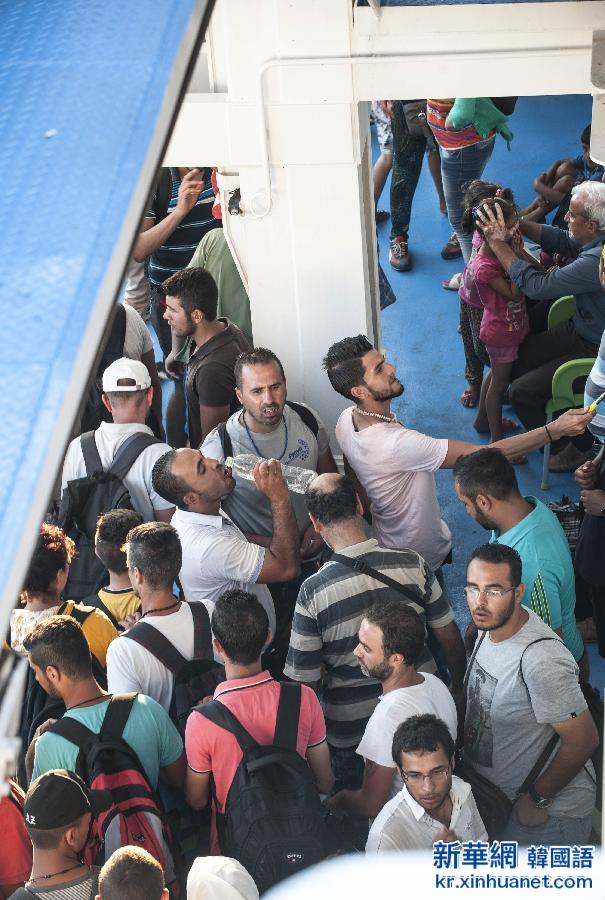 （国际）（6）希腊：爱琴海涌动移民潮