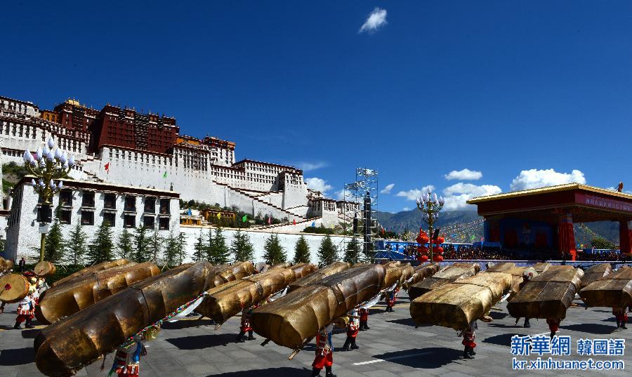 （XHDW）（3）西藏自治区成立50周年庆祝大会举行