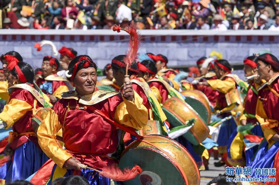 （XHDW）（14）西藏自治区成立50周年庆祝大会举行