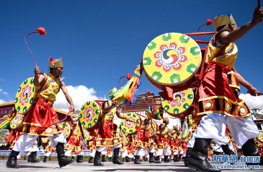 （时政）（11）西藏自治区成立50周年庆祝大会举行