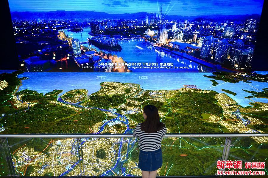 （晚报）（3）地面空中看福州新区：东海之滨重绘产业地图