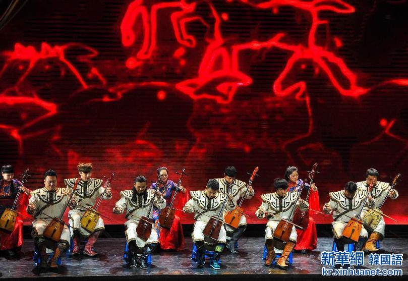 （文化）（2）第24届中国金鸡百花电影节吉林开幕