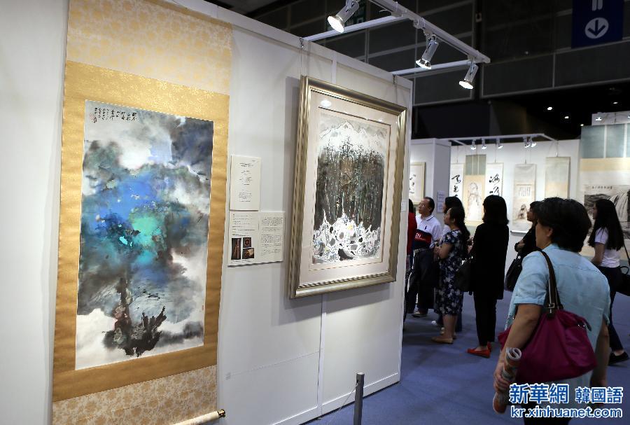 （XHDW）（3）香港苏富比2015年秋拍呈献逾3900件珍品
