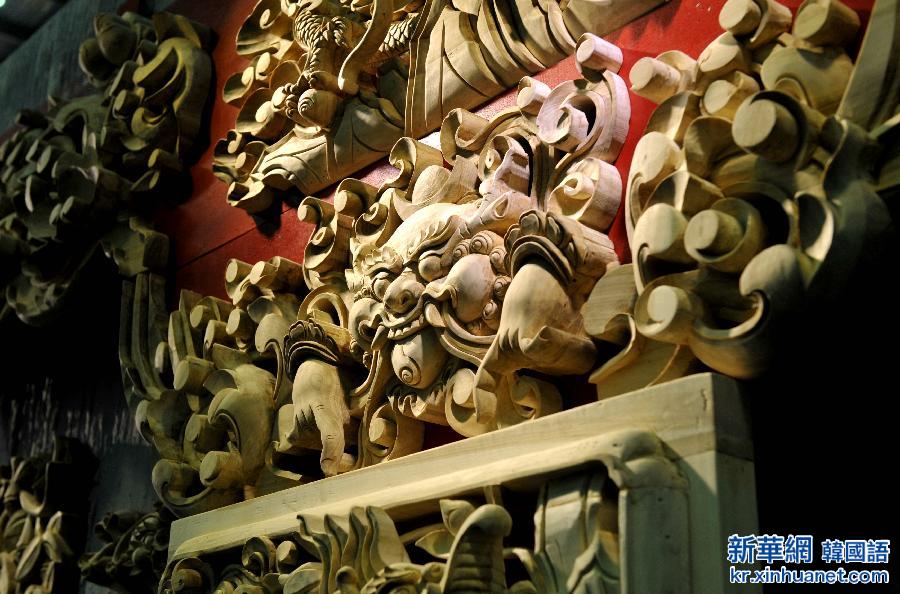 （XHDW）（5）“藏博会”上的传统非遗手工艺品