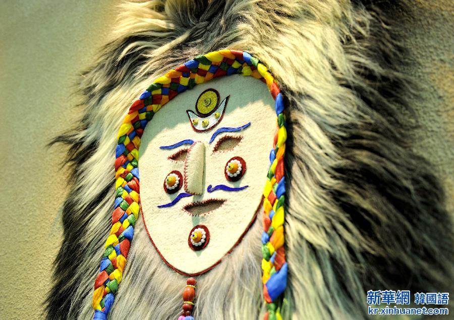 （XHDW）（7）“藏博会”上的传统非遗手工艺品
