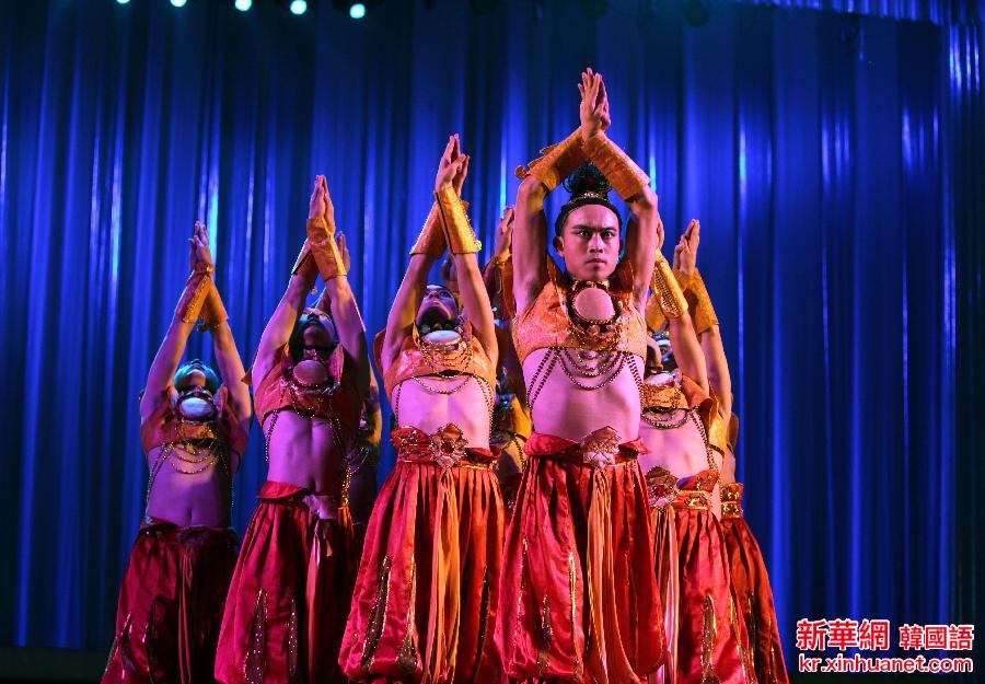 （国际）（1）“丝路情”大型歌舞演出在乌兰巴托举行