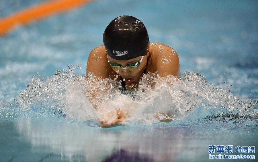 （青运会）游泳——庆文怡获女子100米蛙泳冠军