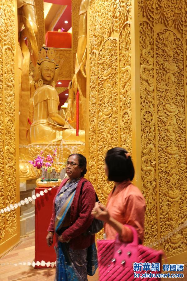（国际）（2）探访不丹最大佛像