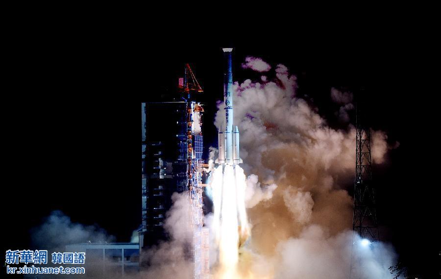 （新华直击）（4）“中星2C”卫星发射取得圆满成功