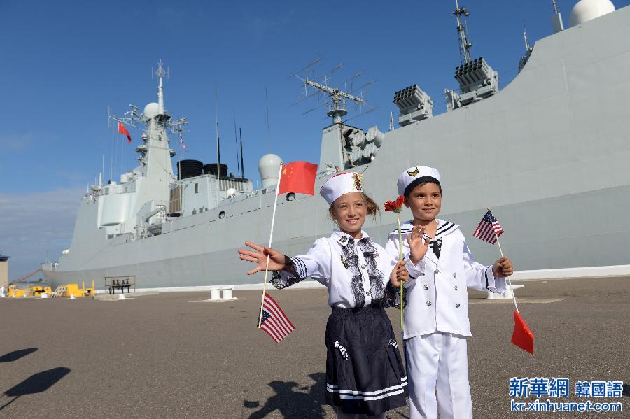 （国际）（3）中国海军152舰艇编队抵达美国访问