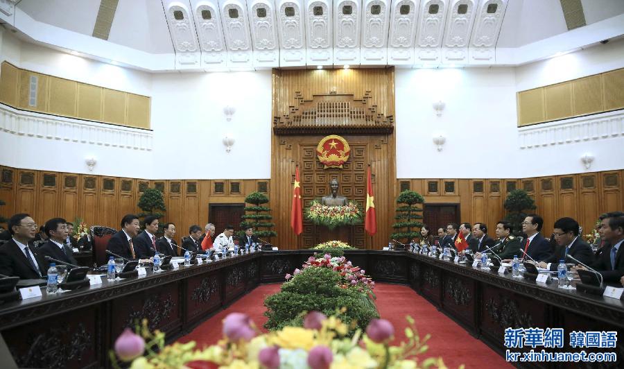 （XHDW）（2）习近平同越南总理阮晋勇举行会谈