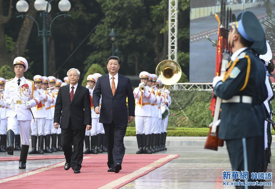 （XHDW）（3）习近平出席越共中央总书记阮富仲举行的欢迎仪式