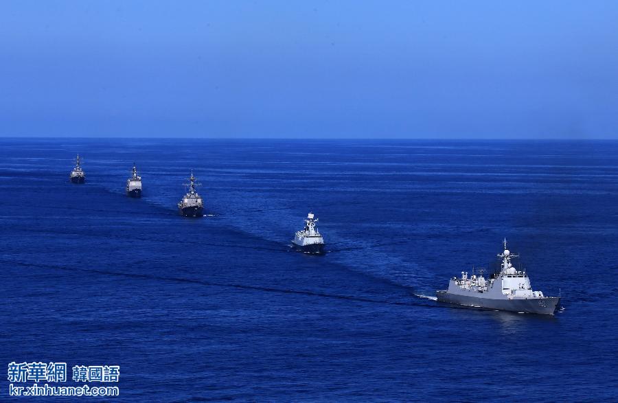 （国际·图文互动）（2）中美海军首次在大西洋举行联合演练 