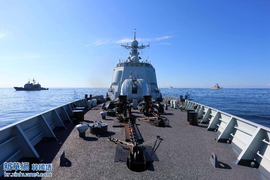 （国际·图文互动）（4）中美海军首次在大西洋举行联合演练 