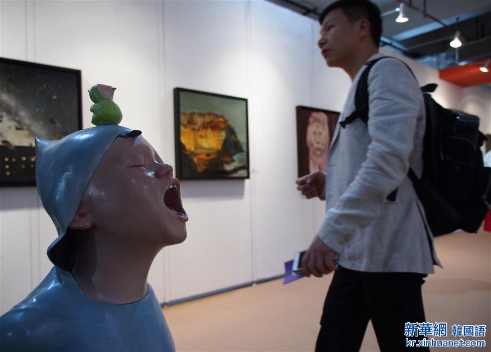 （晚报）（4）2015上海艺术博览会开幕