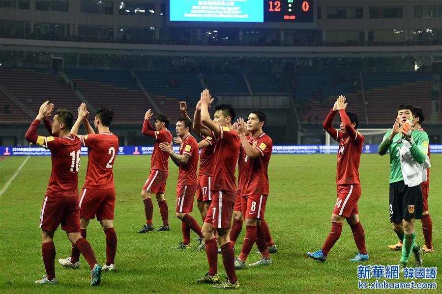 （体育）（4）足球——世预赛：中国胜不丹