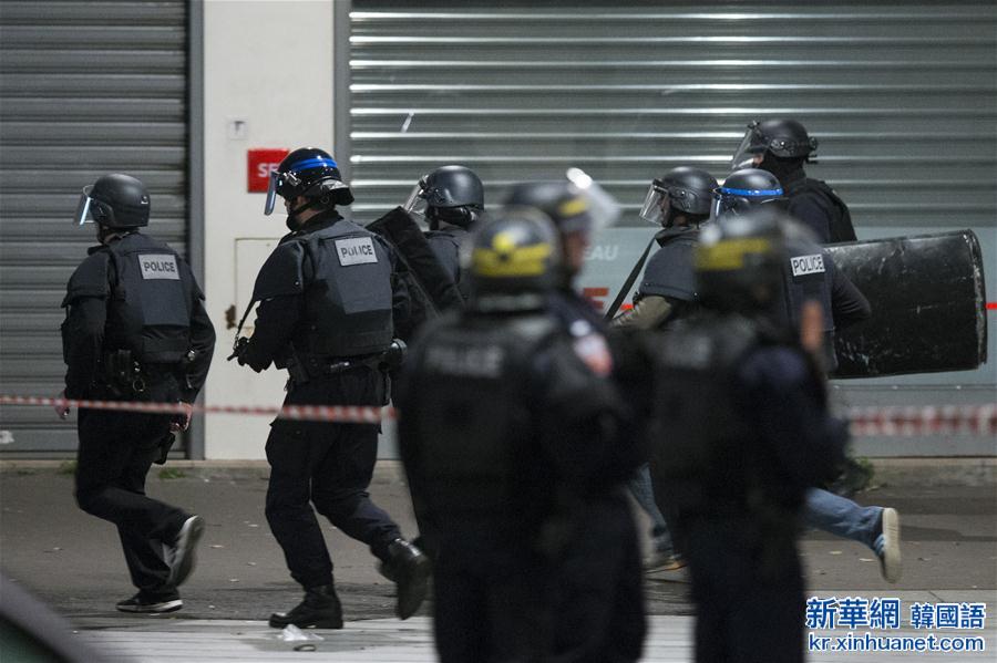 （国际）（2）法国特种部队反恐突击行动逮捕7名恐怖嫌疑人