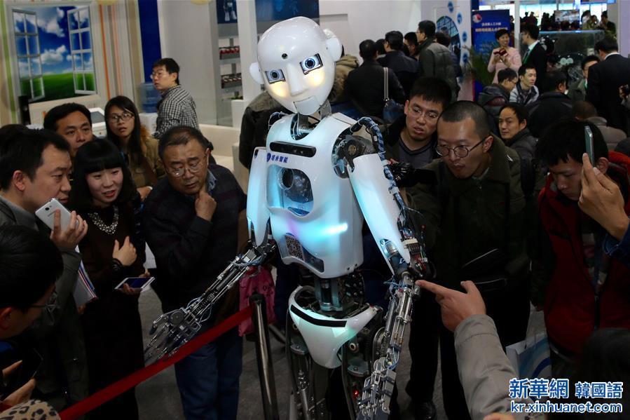 （科技）（2）2015世界机器人大会在京举行