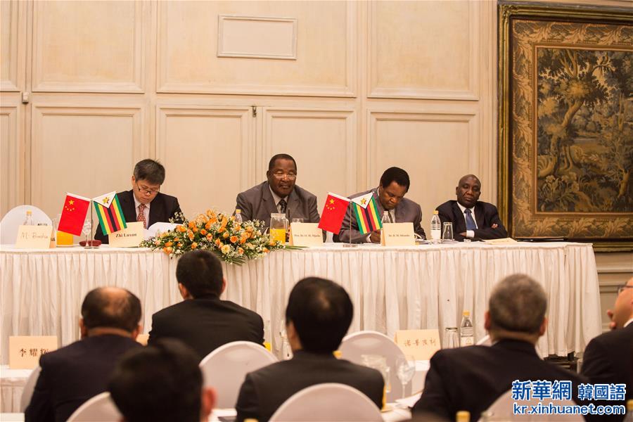 （XHDW）（1）中国津巴布韦企业贸易洽谈会在哈拉雷举行