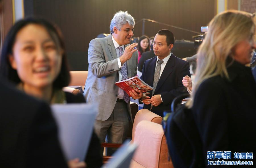 （XHDW·金砖国家媒体峰会）（9）首届金砖国家媒体峰会在北京举行